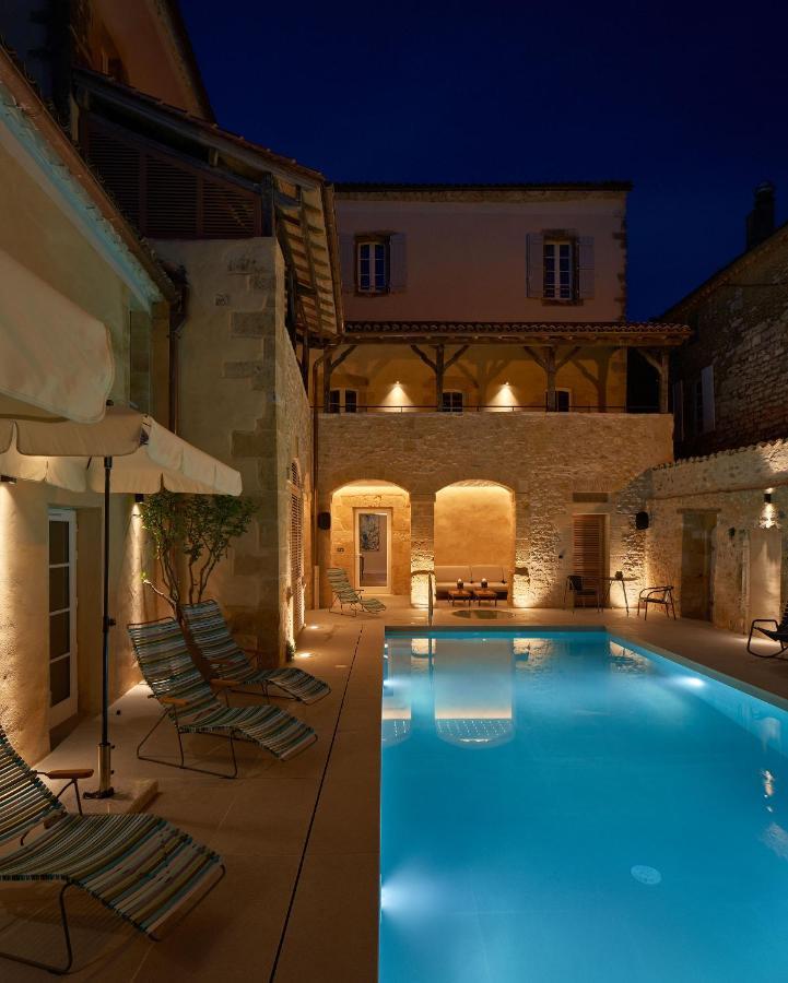 Hotel Le Chevalier Bleu Monpazier Bagian luar foto